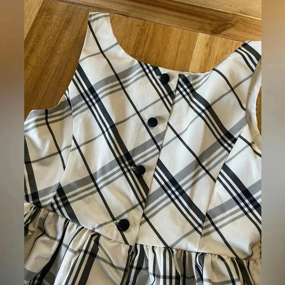 Polo by Ralph Lauren White and Black Plaid Tartan Sleeveless Dress, size 6 - Picture 5 of 6
